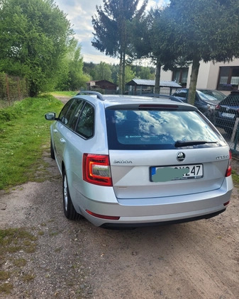 Skoda Octavia cena 46900 przebieg: 175000, rok produkcji 2018 z Mosina małe 191